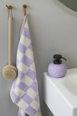 Mette Ditmer - RETRO håndklæde, lilla