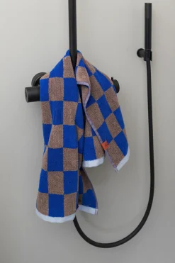 Mette Ditmer - RETRO håndklæde, kobolt