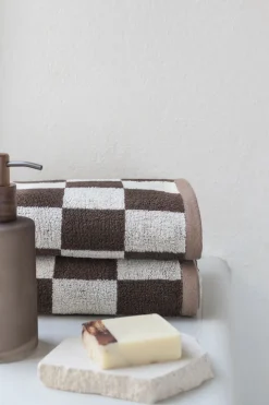 Mette Ditmer - RETRO-håndklæde - Chocolate - W40 x L55 cm