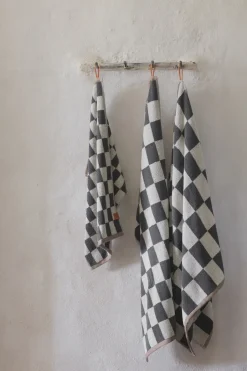 Mette Ditmer - RETRO-håndklæde - Dark grey - W50 x L 90 cm