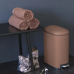 Mette Ditmer - WALTHER pedalspand - Blush