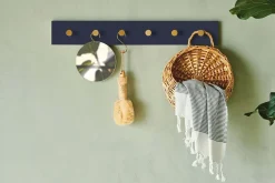 Moudhome - COLOR Knagerække i træ mørk blå - 70 cm