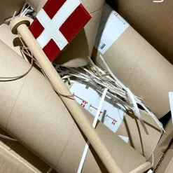 Nordic By Hand - Snoren - Bordflag i lys eg - H33