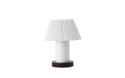 Normann Copenhagen - Cellu - Bordlampe - Hvid med brun bund