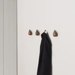 Normann Copenhagen - knage - Dropit Hooks Large - Valnød - 2 styk