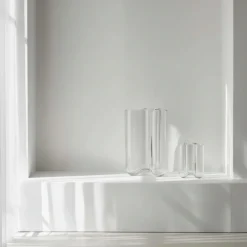 NovoForm - Clover Vase - Small - Clear