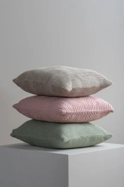 Present time - Cushion Honeycomb knitted cotton soft pink