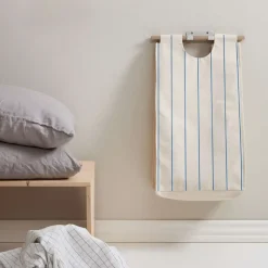 ReCollector - væghængt opbevaringsløsning til vasketøj - Cobolt blå