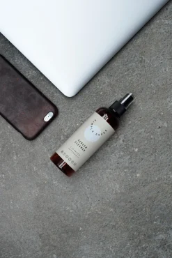 Simple Goods - Skærmrens