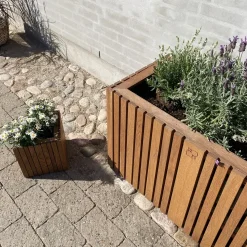 SQUARELY COPENHAGEN - Plantekasse - GrowLARGE - Mørk Eg - 90x45x52cm