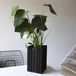 SQUARELY COPENHAGEN - Plantekasse - GrowSMALL - Ask Sort