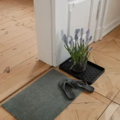 Tica Copenhagen - Smudsmåtte - Ensfarvet - Dusty green/støvet grøn - 40x60 cm