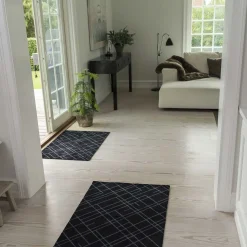 Tica Copenhagen - Smudsmåtte - Lines - Sort/grå - 67x200 cm