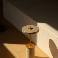 Umage - Bordlampe - Asteria Move Mini - Clay Travertine Messing