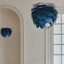 Umage - Lampe - Aluvia Pendel - Petrol blue - Medium Ø59 cm