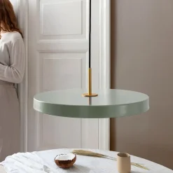 Umage - Pendel - Asteria - Messingtop/Nuance olive - Medium Ø43 cm