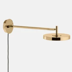 Umage - Væglampe med ledning - Asteria Long Monochrome - Messing