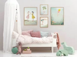 VISSEVASSE - Plakat - Hand-Clapping Girls - 50x70 cm